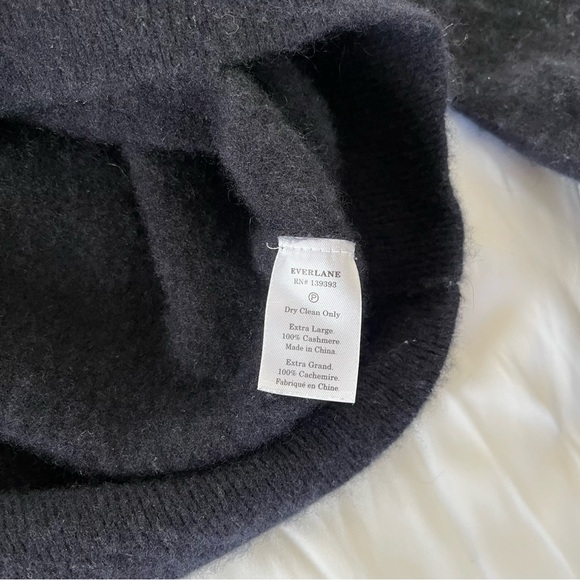 Everlane Cashmere Sweater - READ DESCRIPTION - Picture 6 of 6